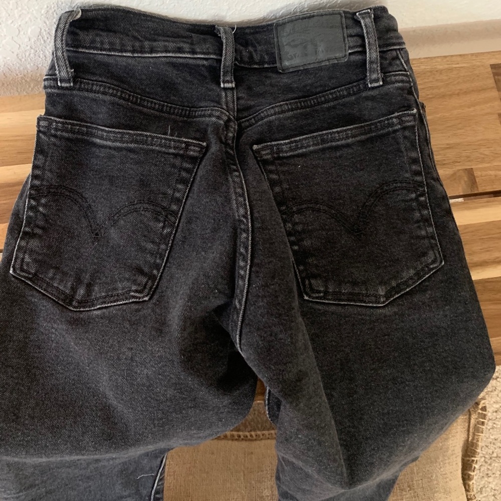Levi’s high rise black wedgie skinny jeans